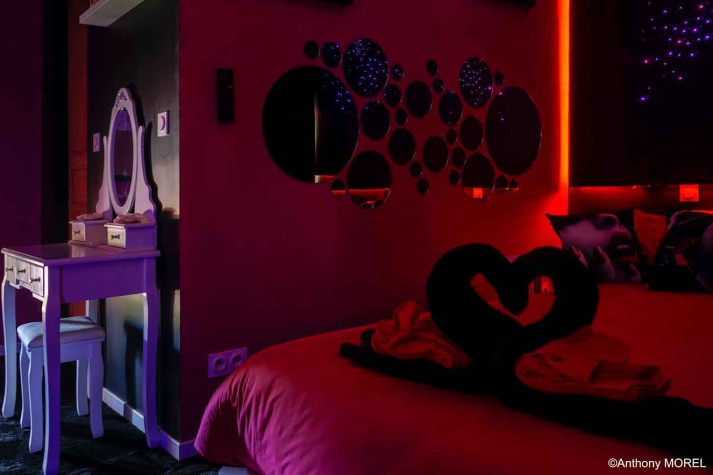 Bed and Breakfast Desir'Oom Cabannes Екстер'єр фото