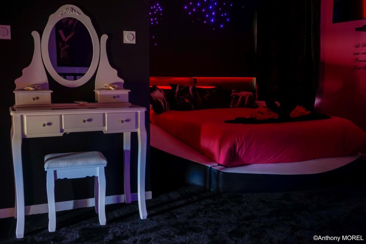 Bed and Breakfast Desir'Oom Cabannes Екстер'єр фото